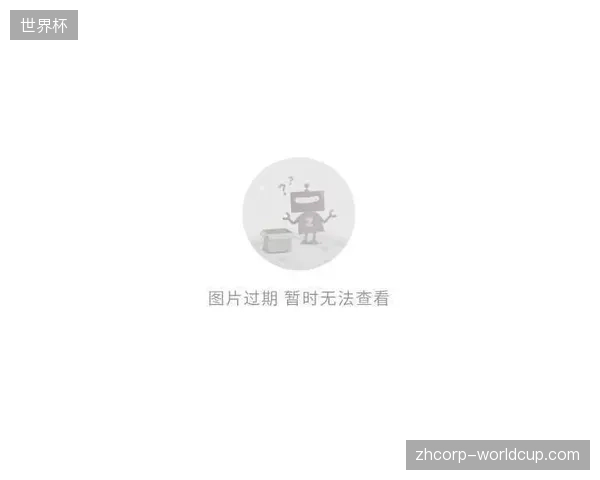 思科自愈网络架构：多伦多罗杰斯中心核心交换机背板压力清退 30%。